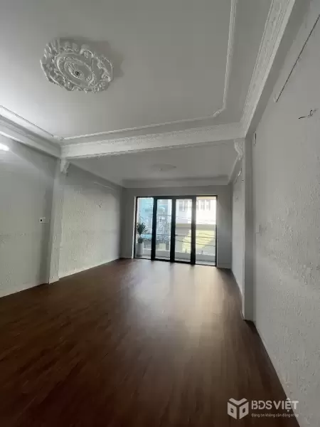 ♥ Mặt Tiền Huỳnh Thúc Kháng, 70m2, 4 tầng, KD, 6PN, 15 tỷ