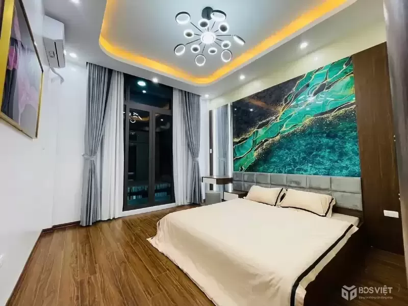 Bán Nhà Trường Chinh. Đống Đa. DT 48m2. MT 3.7m. 4 Tầng. Giá 15.4 Tỷ.