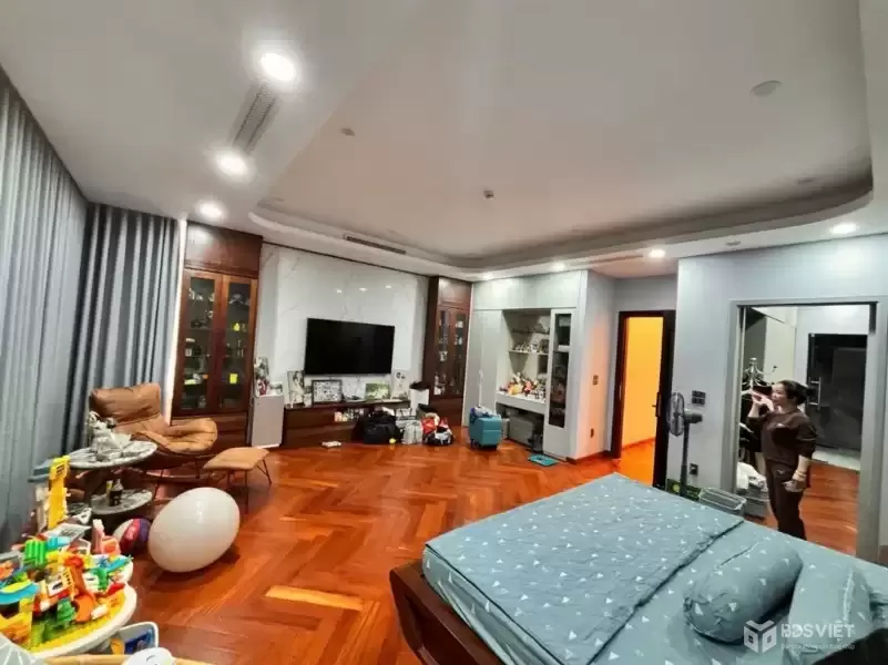 Bán Nhà Mặt Phố Trung Phụng. Đống Đa. Ô Tô. Vỉa Hè. Thang Máy. DT 98m2. Giá 86.5 Tỷ