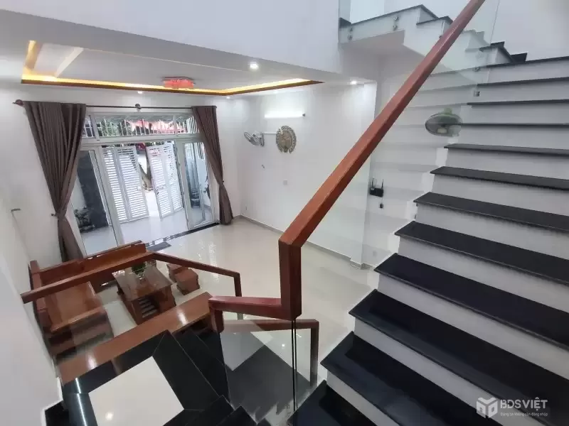 MẶT TIỀN - CAO HỒNG LÃNH (Đ10m5)– NHÀ MỚI 3 MÊ LỆCH – HÒA QUÝ