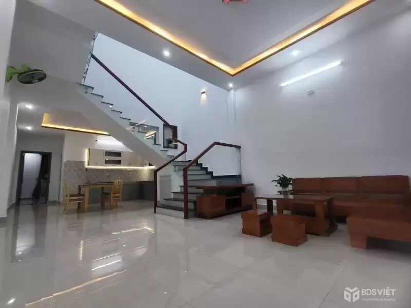 MẶT TIỀN - CAO HỒNG LÃNH (Đ10m5)– NHÀ MỚI 3 MÊ LỆCH – HÒA QUÝ