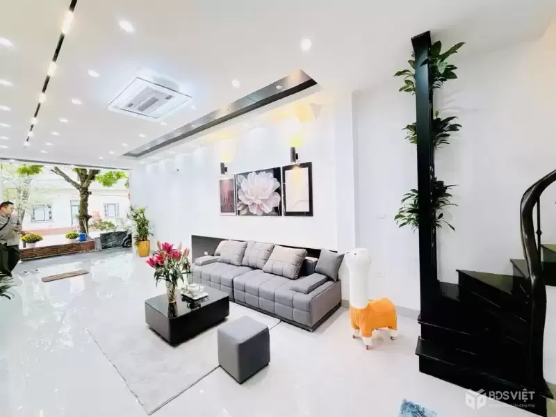 Bán nhà Nguyễn Văn Trỗi, Thanh Xuân, Phân lô gara Ô tô, Kinh doanh, 44m2, 19.8 tỷ(CTL)