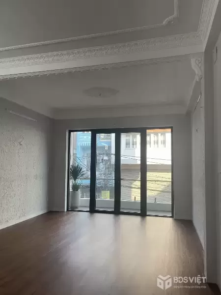 Nhà mặt tiền Huỳnh Thúc Kháng 4 tầng 69.2m2 sát Nguyễn Văn Linh giá 15 tỷ