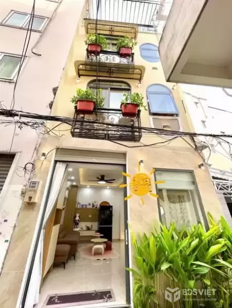 Nhà Đường Mai xuân Thưởng Quận Bình Thạnn Phường 11 cũ.