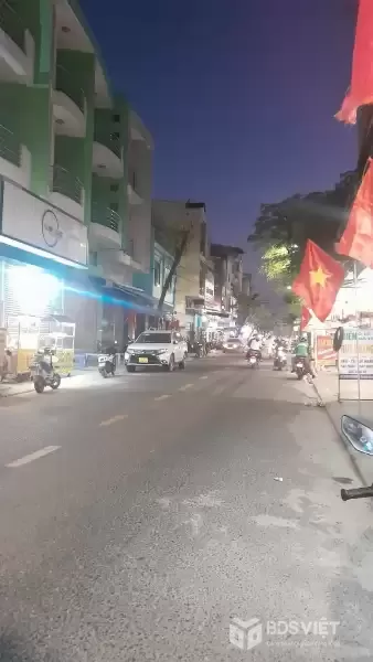 ♥ Mặt Tiền Nguyễn Hoàng, 3.5 tầng kinh doanh, 6.5 tỷ