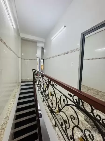 NGUYỄN DUY TRINH – 135M² (8.9×15) – NHÀ 2 TẦNG ĐẸP + LÔ ĐẤT KỀ