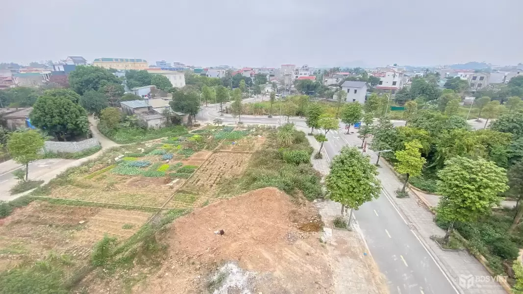 Bán gấp lô 86m2 sẵn sổ đỏ 2 mặt tiền giá đầu tư, đất đô thị trung tâm TT Lương Sơn (BP sang sổ)