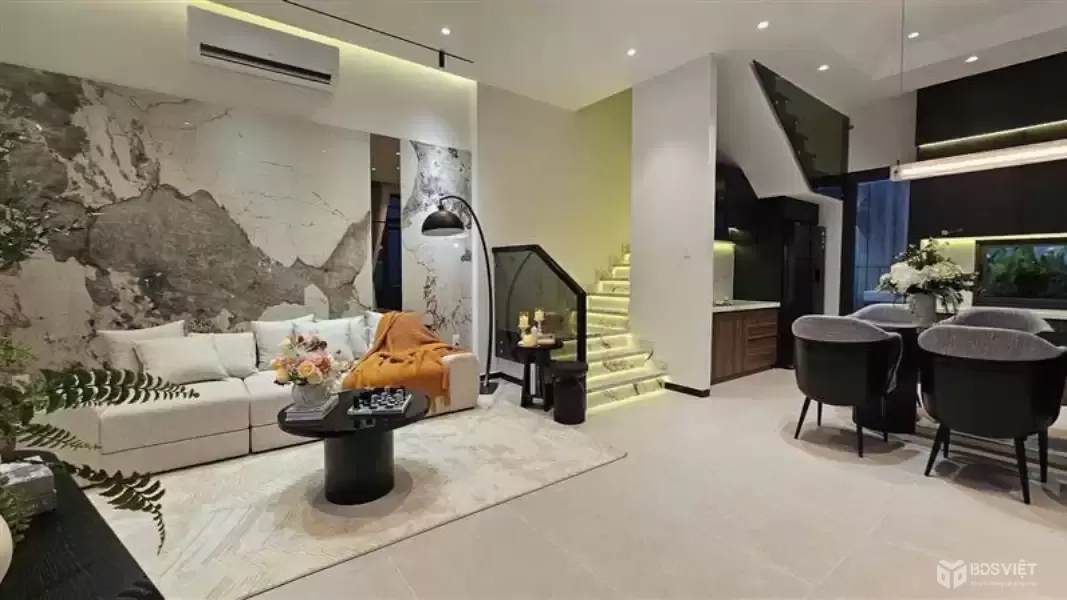 Nhà phố góc 2 mặt tiền lô nhất Dương Cát Lợi – xây mới 100%Cách Quận 7 chỉ 1 cây cầu, vị trí đẹp – thoáng mát-8,5×9,5m  Trệt 2 lầu + sân thượng + tum