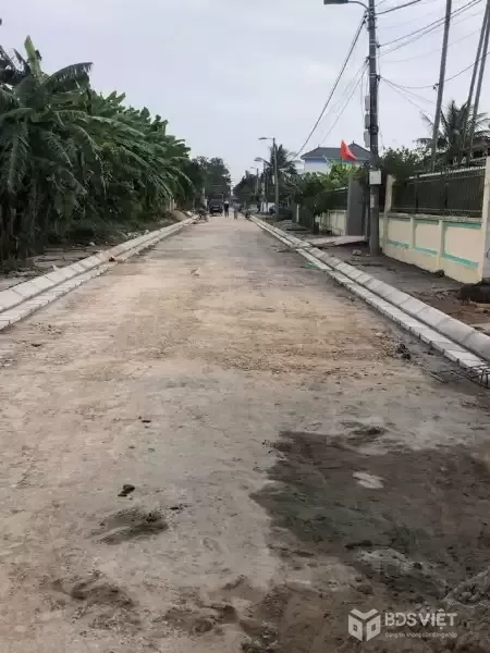 ĐẤT MẶT ĐƯỜNG ĐỨC HẬU – 100M2 – GIÁ 2 TỶ – TRỤC ĐƯỜNG ĐANG LÀM MỚI – ZALO 0567 222 555