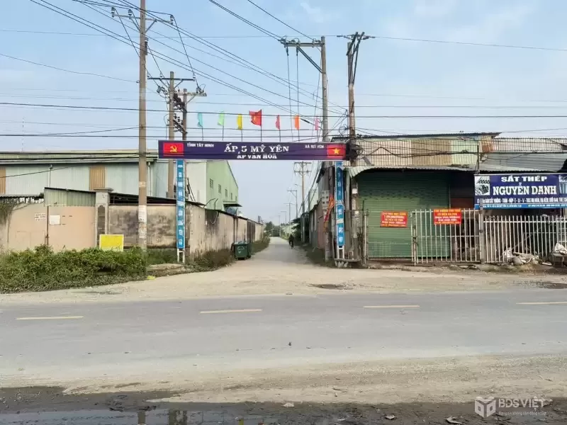 Bán 3 nền thổ cư liền kề đường beton 5m xã Mỹ Yên , Bến Lức dt 136m2 giá 2 tỷ - 2,1 tỷ / 1 lô