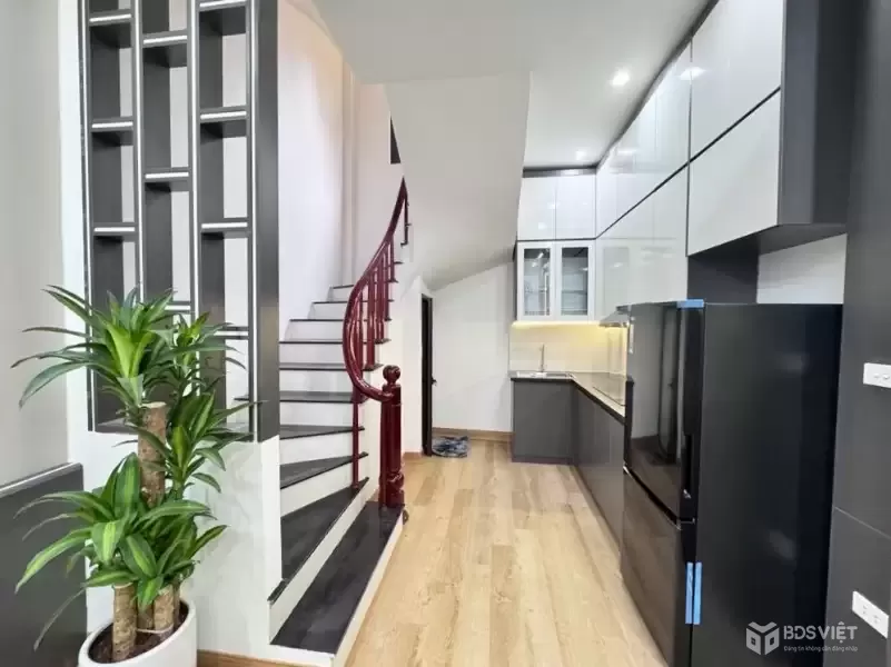 Bán nhà Kim Giang, Hoàng Mai, gần phố, full nội thất, 32m2, 8.6 tỷ(CTL)
