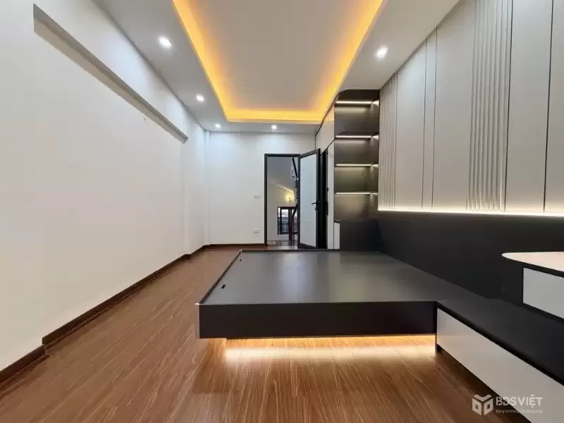 Bán nhà Kim Giang, Hoàng Mai, gần phố, full nội thất, 32m2, 8.6 tỷ(CTL)