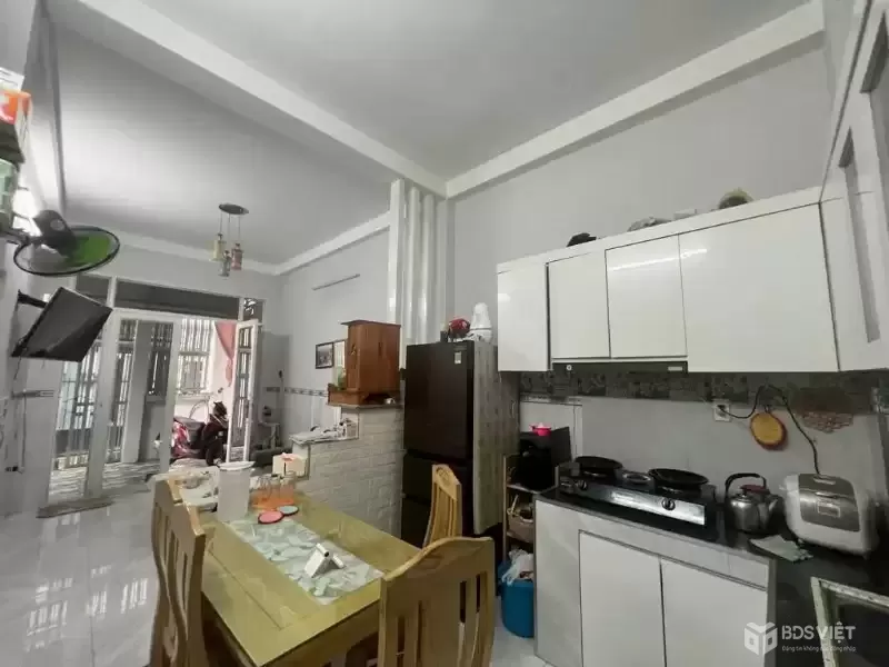 CHỦ GẤP BÁN , GIẢM GIÁ MẠNH - NHÀ 3 LẦU - NGAY CHỢ THỦ ĐỨC - F TRƯỜNG THỌ