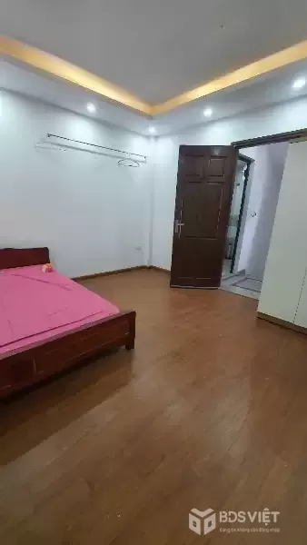 Bán gấp giá rẻ tập thể Nghĩa Tân 45m, tầng 4, 2.95 tỷ Cầu Giấy.