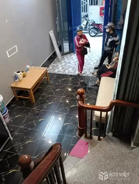 Bán gấp giá rẻ mặt phố Tả Thanh Oai 33m, Cấp 4, mặt tiền 3m, 1.38 tỷ, Thanh Trì.