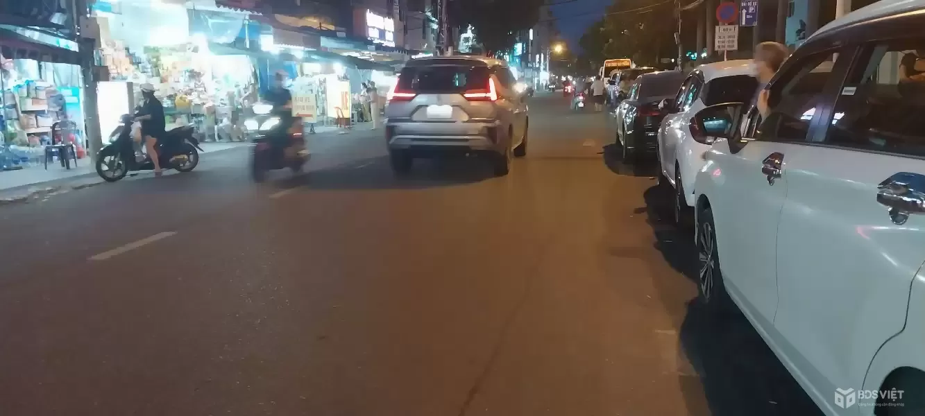 ♥ Mặt Tiền Hải Phòng gần Ông Ích Khiêm, 165m2, ngang 6.2m, KD cực ngon