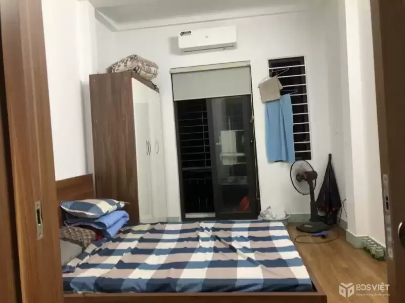 Bán gấp giá rẻ chung cư Mai Hương 60m, Tầng 5, mặt tiền 4m, 2.65 tỷ Bạch Mai, Hai Bà Trưng.