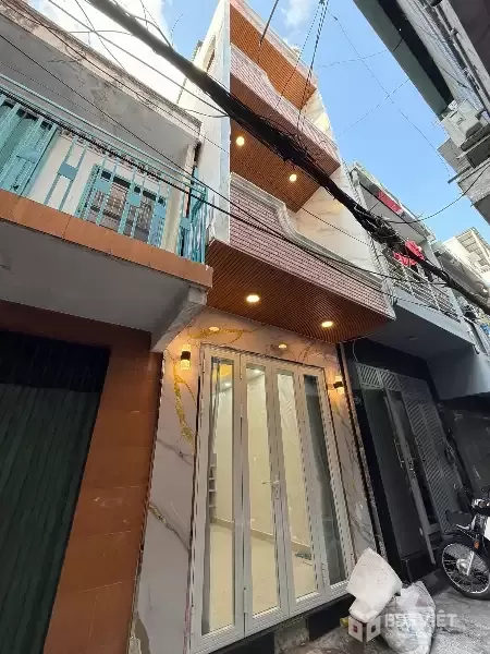 CỰC HIẾM! Nhà mới 3 tầng CAO ĐẠT Q5 - HẺM 4M THÔNG - CHỈ HƠN 5 TỶ Xách vali vào ở ngay