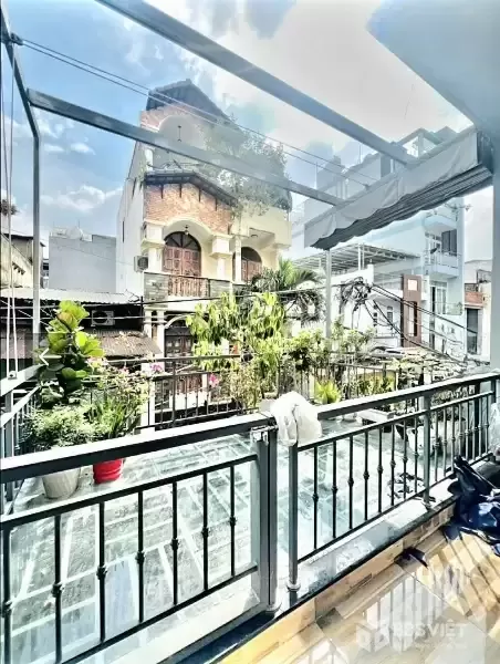 Nhà MT Đường Nguyễn Bá Tòng, Phường 11 Quận Tân Bình Cũ.