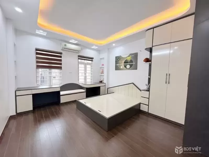 Bán nhà Bằng Liệt, Hoàng Mai, Ô tô gần, nở hậu, sẵn ở đón tết, 33m2, 8.1 tỷ