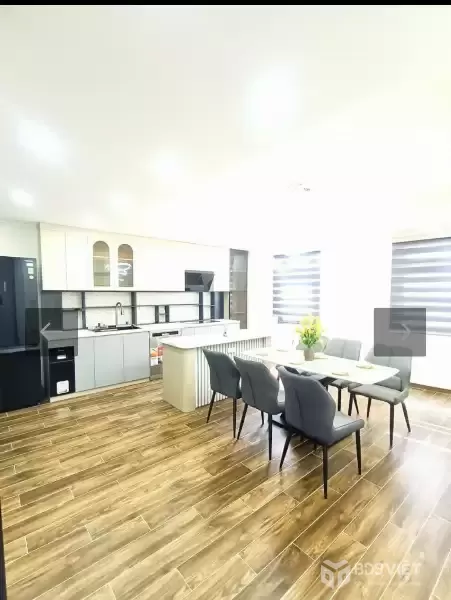 THANG MÁY – 7 TẦNG – FULL ĐỒ – 14.9 TỶ  THỊNH QUANG