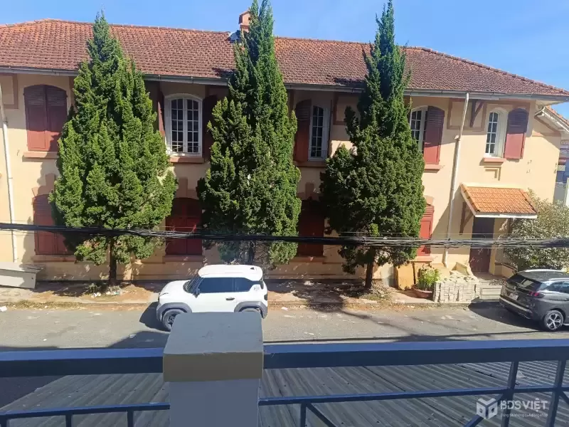 Cho thuê nhà 9 phòng ngủ Bùi Thị Xuân Phường 2 Đà Lạt giá 28tr