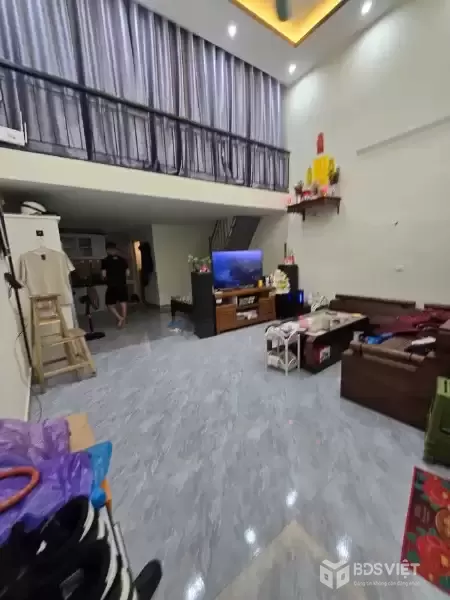 ???? BẠN CÓ TIN? Nhà 4 Tầng TRUNG TÂM ĐỐNG ĐA, Ngõ 3 Gác, Gần Ô Tô, Giá CHỈ 2.6 TỶ!