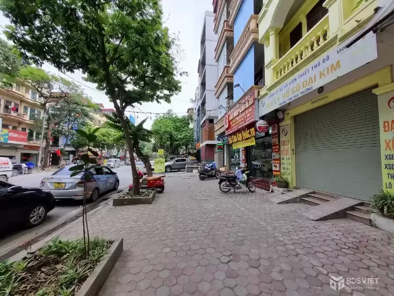 Bán Nhà Mặt Phố Nguyễn Cảnh Dị. Hoàng Mai. Lô Góc. Ô Tô. Vỉa Hè. DT 90m2. MT 6.2m. Giá 34.8 Tỷ