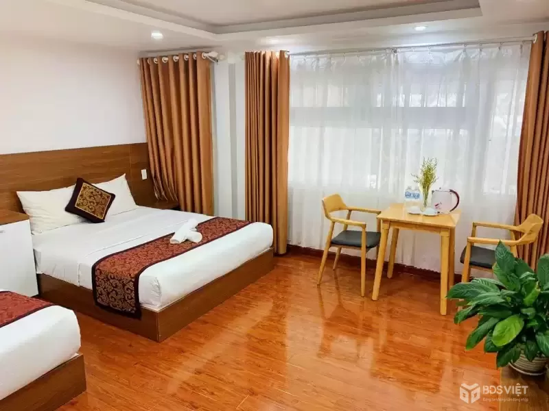 Cho thuê khách sạn 21 phòng Nguyễn Thị Nghĩa - trung tâm Đà Lạt.giá 50 triệu