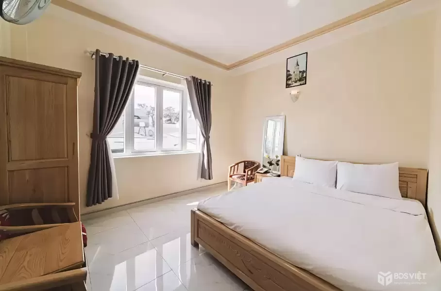 Cho thuê KHÁCH SẠN TRUNG TÂM ĐÀ LẠT 12 phòng giá 30tr