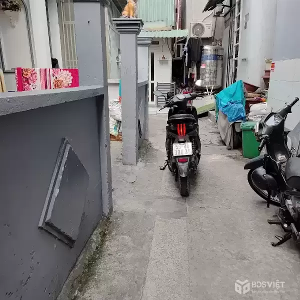 Nhà 5,2m x19m hẻm 119B Nguyễn Thị Tần P2, Giá : 8.5 Tỉ (TL)