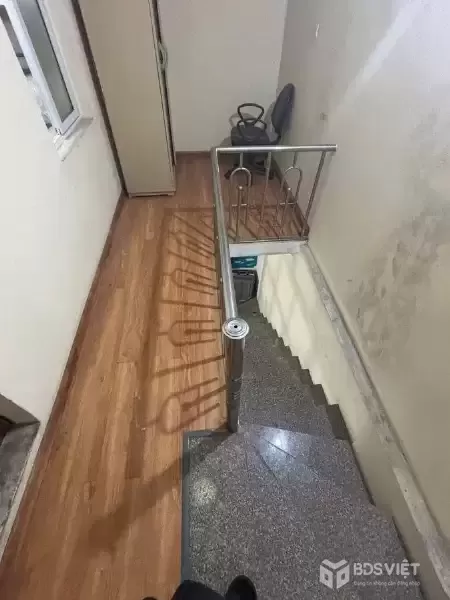 ????GIỮ TIỀN!: sát Văn Miếu Quốc Tử Giám – mặt tiền 4m – ngõ nông Văn Hương