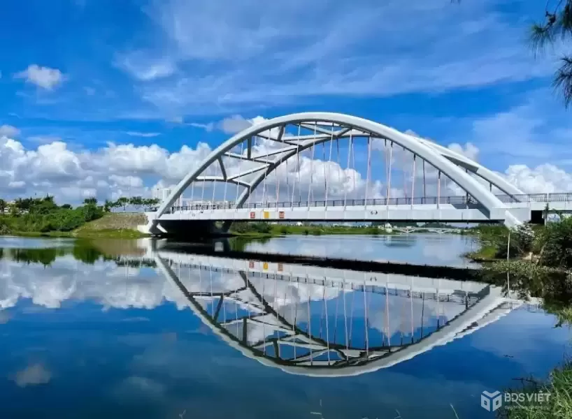 BIỂN TÂN TRÀ, NGŨ HÀNH SƠN - 100M - Đ7M5, LỀ 4M - MT Đ.THÉP MỚI