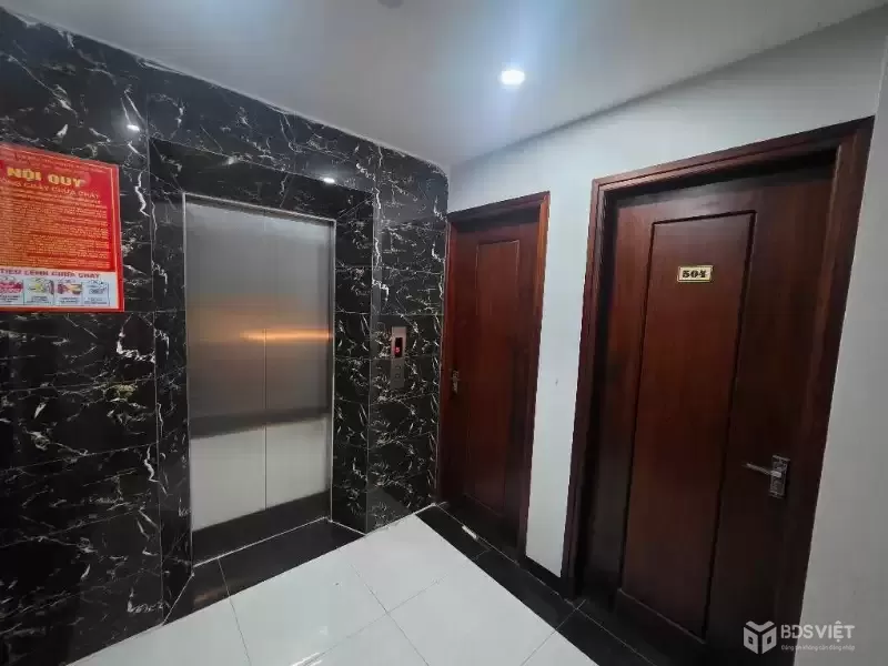 Chính chủ bán gấp nhà ĐH Tự Nhiên- Nguyễn Trãi 95 m2 sổ đỏ giá chỉ 30 triệu/m2