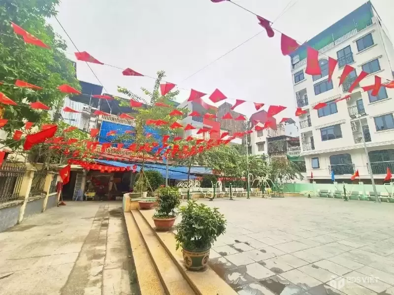 hoàng hoa thám 60m x6 tầng thang máy 21,1 tỷ-cách phố 15m,ngõ thông rộng-10 phòng