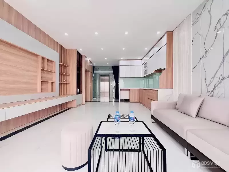 Bán Nhà Bùi Xương Trạch. Thanh Xuân. Thang Máy. Ô Tô. DT 47m2. MT 4.5m. Giá 19.2 Tỷ.