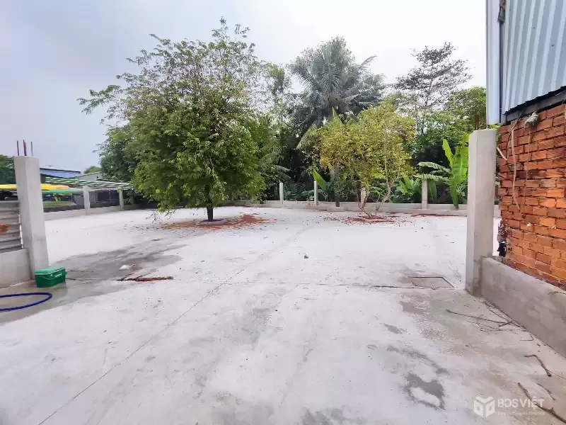 CHO THUÊ 617M2 NHÀ VÀ ĐẤT MT ĐƯỜNG NGUYỄN CỮU PHÚ