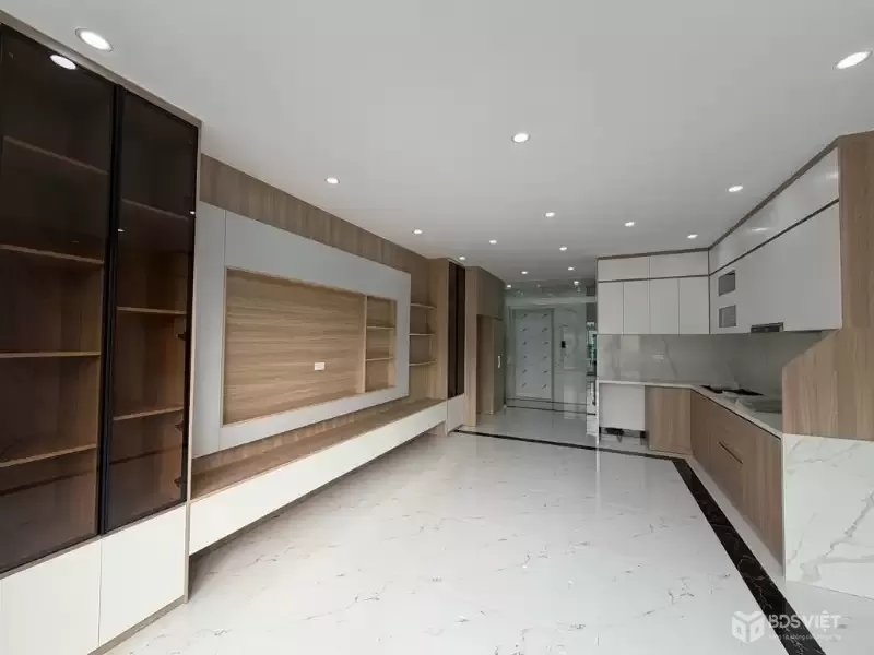 Bán nhà Ngọc Hồi, Hoàng Mai, Gara ô tô, Thang máy, 50m2, 18.1 tỷ(CTL)
