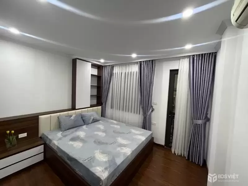 bán nhà ngọc hà 40m x4 tầng 10,5 tỷ full nội thất xịn,ngõ thông các ngả