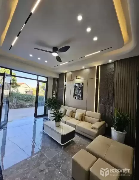 TÂY SƠN - Ở NGAY - ÔTÔ 
DT 39M x 6T , MT 5M , GIÁ 10.5 TỶ
 KINH DOANH NGÀY ĐÊM.