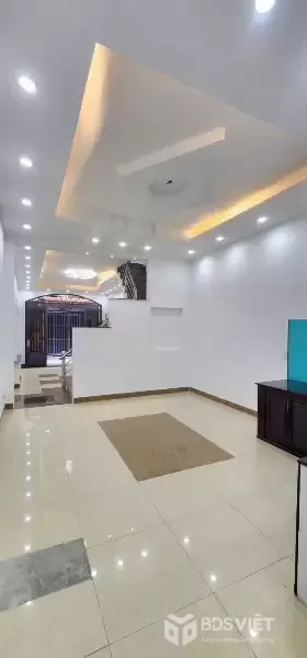 Nhà hẻm 102 Âu Dương Lân P3-Q8, Giá : 7,7 Tỉ (TL)