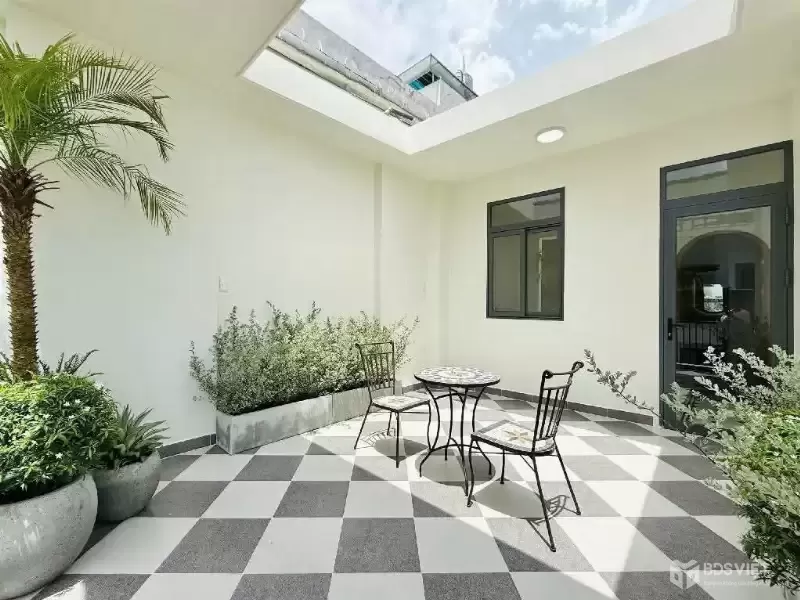 ???? MẶT PHỐ HOÀNG CẦU 76M – MT 10M – CHỈ 16.5 TỶ – VỊ TRÍ VÀNG KINH DOANH ĐỈNH – VIEW HỒ CỰC HIẾM