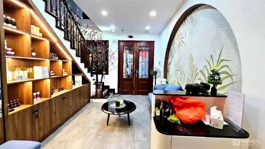 kim mã 67m x6 tầng thang máy 17,8 tỷ ngõ thông,kinh doanh,full nội thất,gần phố