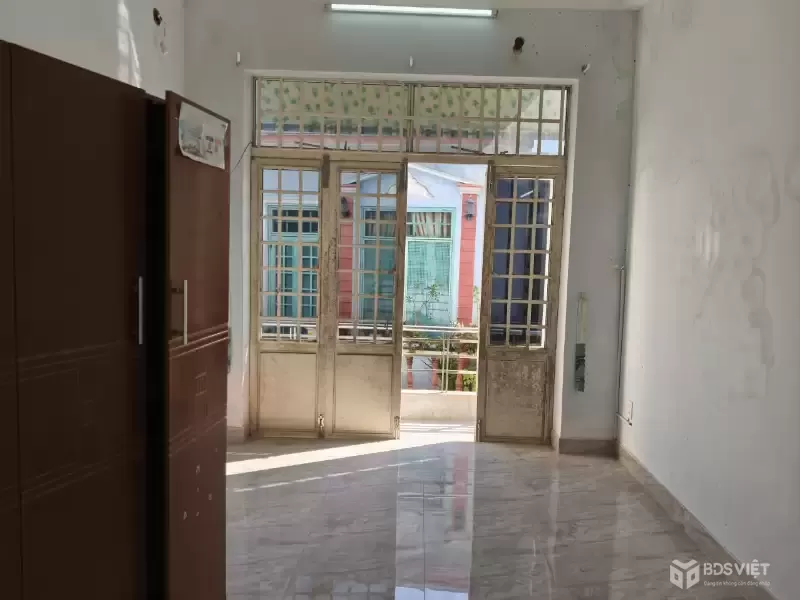 ♥ Kiệt rộng thông sát đường, khu Chợ Mới, 37m2, 3 tầng, 3PN, sạch sẽ, 3.x tỷ