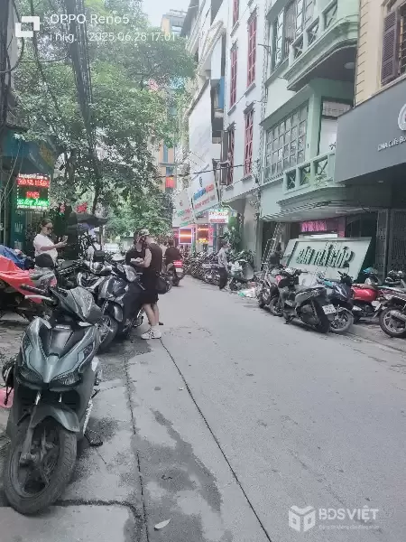 Bán gấp giá rẻ mặt phố Trần Phú 9m, 3 tầng, mặt tiền 2.65m, 2.7 tỷ Ba Đình.