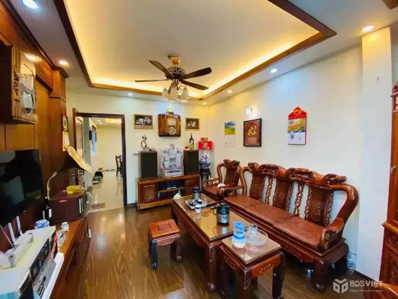 Bán Nhà Mặt Phố Linh Đường. Hoàng Mai. Ô Tô. Vỉa Hè. DT 40m2. MT 3.7m. 5 Tầng. Giá 20.7 Tỷ. 