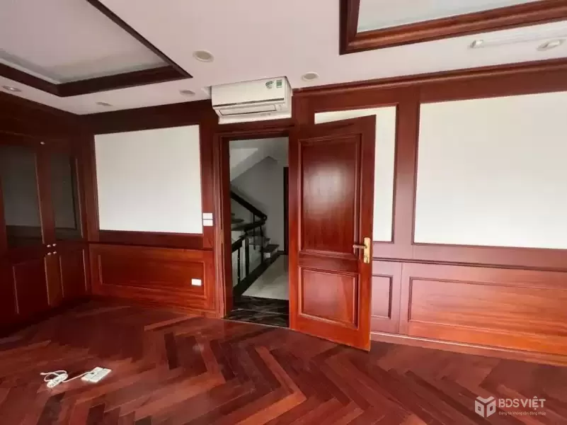 BÁN NHANH BT HỒ LINH ĐÀM 200M2 - SỐNGTRONG LÒNG DI SẢN XANH –  vi VI VU HỒ LỘNG GIÓ- GIÁ ĐẦU TƯ 250 TR/M