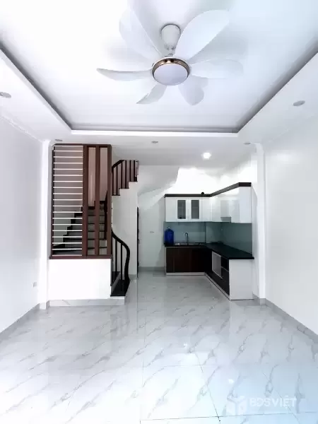 BÁN NHÀ THƯỢNG CÁT BẮC TỪ LIÊM  NHÀ 5 TẦNG XÂY MỚI  37M²  HƠN 5 TỶ