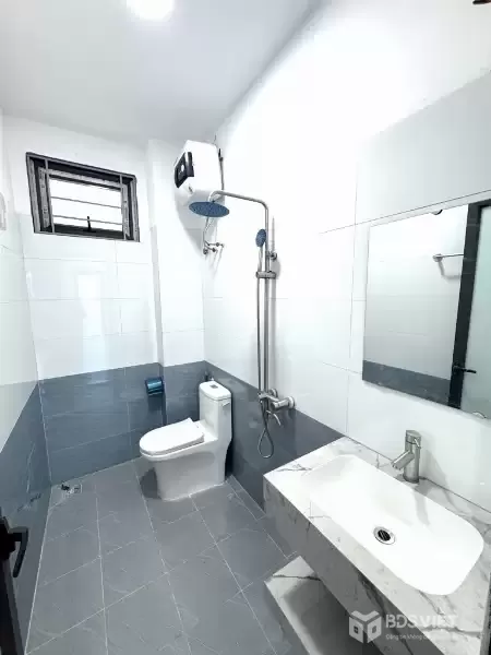 BÁN NHÀ THƯỢNG CÁT BẮC TỪ LIÊM  NHÀ 5 TẦNG XÂY MỚI  37M²  HƠN 5 TỶ