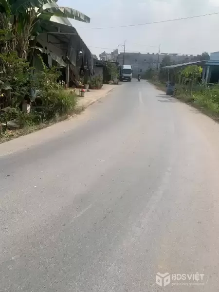 Bán lô đất Mỹ Hạnh Bắc tdt 1240m2 ( 300m2 thổ ) thích hợp phân lô , xây nhà vườn giá 4 tỷ